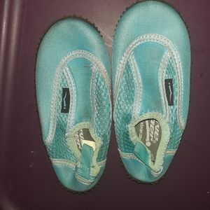 Swimming shoes for toddler
